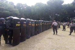 Bantuan 200 Personel Brimob Tiba di Timika Papua