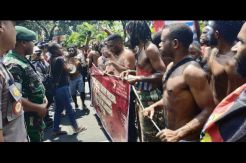 Sikapi Kisruh Papua,...