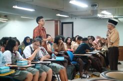 Ajak 80 Pelajar SMA, Kalangan Akademisi Berikan Kiat Perangi Radikalisme