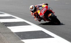 Jorge Lorenzo Siap Cuma Jadi Tim Hore di Sirkuit Silverstone