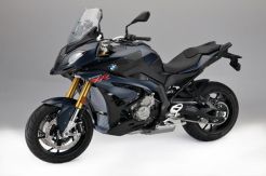 BMW Motorrad Bersiap Desain Ulang S1000 XR