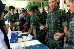 Lawan Narkoba, Ratusan Prajurit dan Perwira Kodim 1402 Polmas Jalani Test Urine
