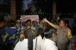 Gubernur Lukas Enembe dan Khofifah Ditolak Bertemu Mahasiswa Papua
