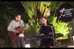 Buka Sekat Perbedaan, Komuji Gelar Diskusi Sambil Menikmati Musik