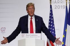 Iran pada Trump: Berhenti Berlaga Seperti Thanos