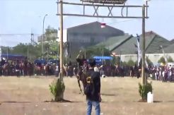 Saptonan Tradisi Berkuda dan Menombak Para Raja dan Bangsawan di Kuningan