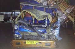 Memaksa Mendahului, Truk Hantam Bus hingga Kondektur Tewas