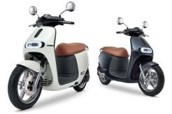 Pabrikan Automotif Berlomba Produksi Sepeda dan Skuter Listrik