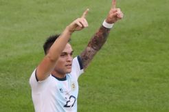 Cetak Sejarah di Tim Tango: Tak Ada Messi, Lautaro Martinez Pun Jadi