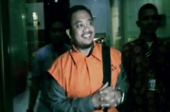 KPK Tahan Asisten Pribadi Menpora Miftahul Ulum