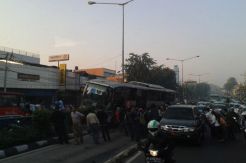 Kecelakaan di Slipi,...