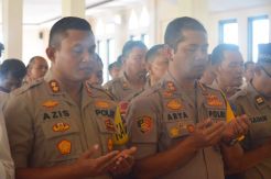 Gelar Salat Gaib untuk BJ Habibie, Kapolres Depok: Beliau Bapak Kami