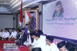 Peringati 40 Hari Mbah Moen, Ganjar-Yasin Gelar Doa Bersama