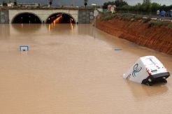 Banjir Rendam Spanyol Tenggara, Empat Tewas dan Ribuan Dievakuasi