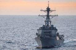 China Geram Kapal Perusak AS Berlayar di Laut China Selatan
