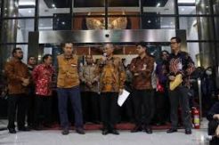 Ketua DPR Yakin Pimpinan KPK Akan Bertugas hingga Akhir Jabatan