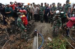 Besok, Hercules Bom Lokasi Karhutla di Riau dengan 5 Ton Garam