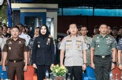 Sinergi dengan Penegak Hukum Ternate, Bea Cukai Musnahkan Rokok Ilegal