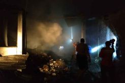 Gudang Barang Bekas Ludes Terbakar