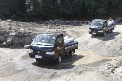 Geliat Suzuki Bikinan...