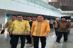 Agung Laksono Pertanyakan Alasan Digelarnya Munaslub MKGR