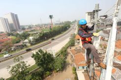 Menkominfo Minta Operator...