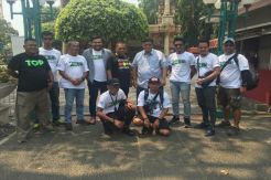 Masuk Episode 2.000, Tukang Ojek Pengkolan Gelar Syukuran
