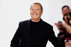 Michael Kors Ubah Butik Kecil Jadi Perusahaan Fashion Global