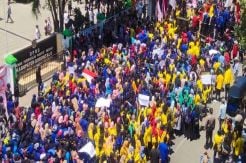 Gelar Aksi, Ribuan Mahasiswa di Gorontalo Turun ke Jalan