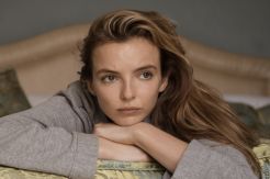 Jodie Comer Selalu Tampil...