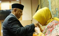 Menangis Saat Dilantik Jadi Anggota Legislatif DPR RI, Begini Kata Idah