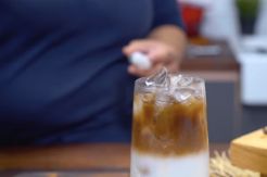 Resep Es Kopi Susu Gula Aren yang Menyegarkan Tenggorokan
