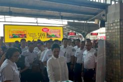 Menteri Rini Pastikan LinkAja Bisa Dipakai untuk Bayar KRL