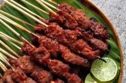 Trik Membuat Sate Rembiga Khas Lombok yang Lembut dan Empuk