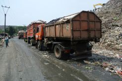 Rusak Berat, Pemkot Bekasi Bakal Musnahkan 15 Truk Sampah Uzur