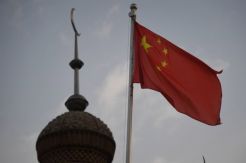 Tindas Muslim Uighurs, AS Batasi Visa untuk China