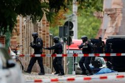Tembak Mati 2 Orang, Penyerbu Sinagoge Jerman Umbar Slogan Neo-Nazi