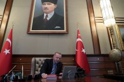 Erdogan Sebut Ancaman Trump Hanya untuk Senangkan Publik AS