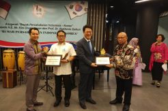 Peresmian Rumah Persahabatan, Guru Besar IPB Dapat Gelar Kehormatan