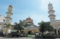 Masjid Raya Nur Addin...