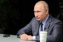 Putin: Bukan Salah Trump Hubungan AS dan Rusia Belum Membaik