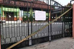 Bangunan SMPN 1 Mancak Serang Disegel Ahli Waris