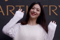 Sulli f(x) Bunuh Diri, Penggemar Pertanyakan Perhatian SM Entertainment