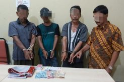 Asyik Main Judi Bersama Warga, Oknum Kades Ditangkap Polisi