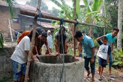 Gali Sumur 12 Meter, Ketua RT dan 3 Warga Nyaris Tewas Keracunan