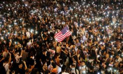 DPR AS Hukum China dengan UU Terkait Hong Kong dan Huawei