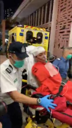Pemimpin Demonstran Hong Kong Diserang dengan Palu dan Pisau