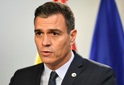 PM Spanyol Kunjungi Barcelona, Kritik Pemimpin Catalonia