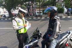 Hari Pertama Operasi Zebra di Depok, 618 Pengendara Ditilang