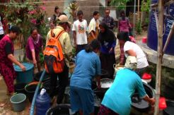 Warga Kesulitan Air Bersih Meluas di Bambu Apus Jakarta Timur